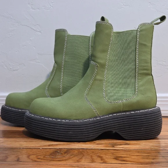 Dolls Kill Green Combat Boots with Elastic Panels - Picture 6 of 15